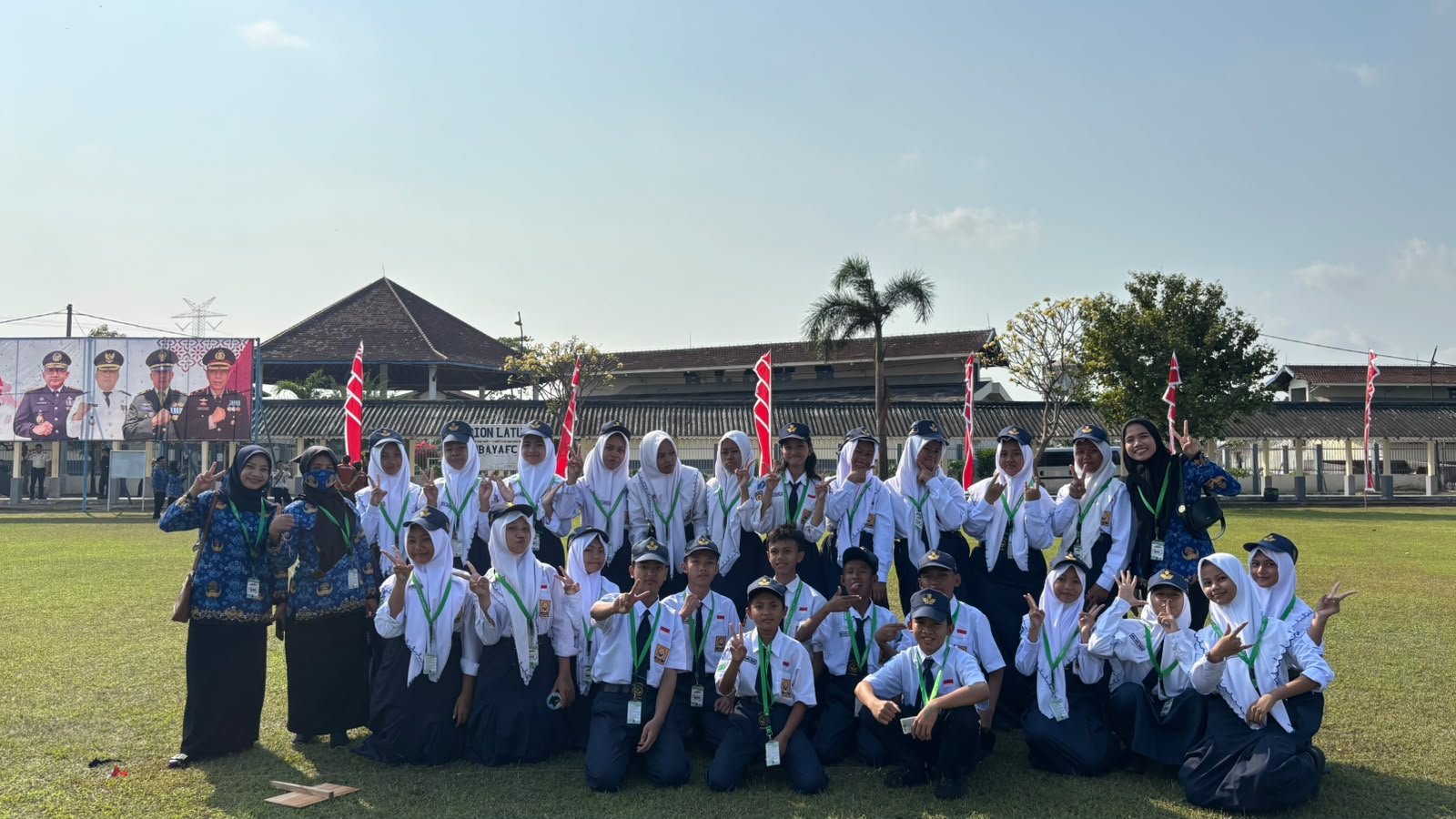 Siswa SMPN 3 Porong Menjadi Peserta Upacara 17 Agustus 2026
