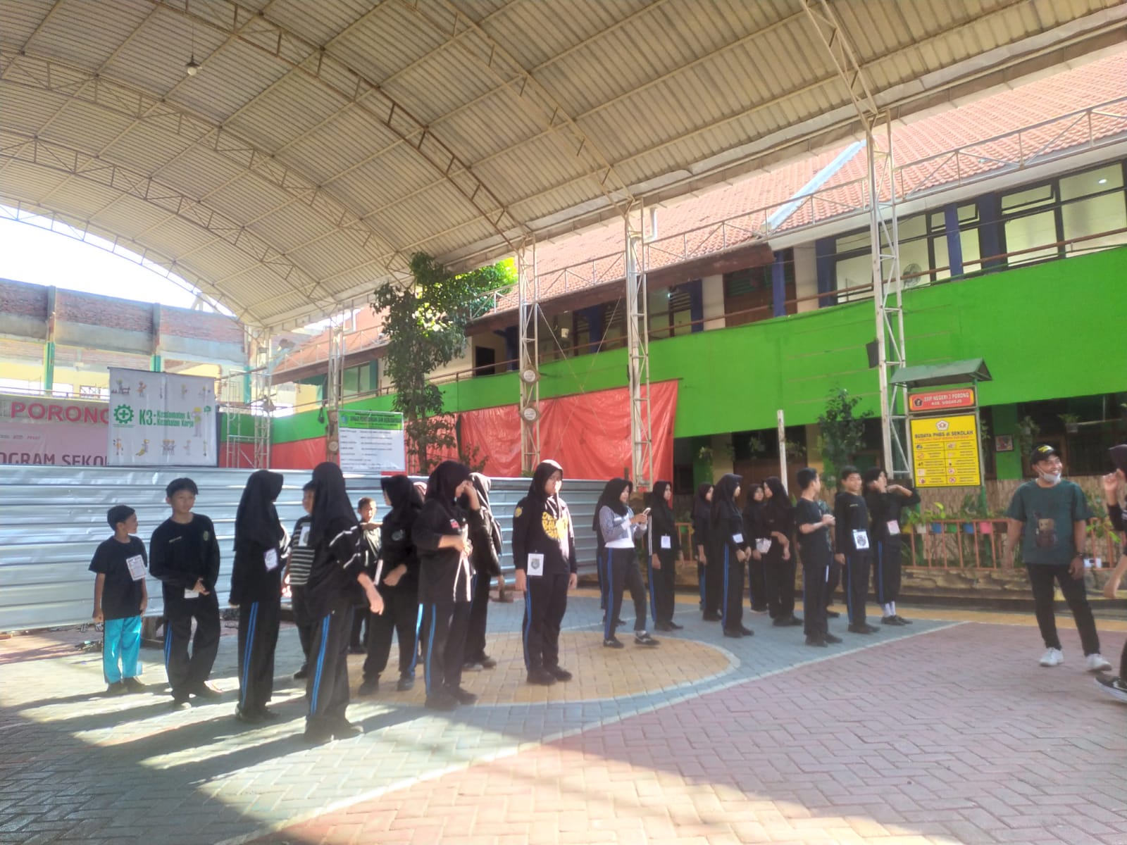 Penuh Prestasi! Paskib SMPN 3 Porong Sabet Juara Umum 1 Utama dan Piala Bergilir